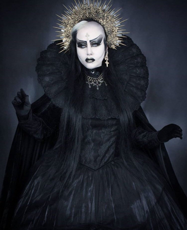 DRACULA INSPIRED BRIDAL RUFF