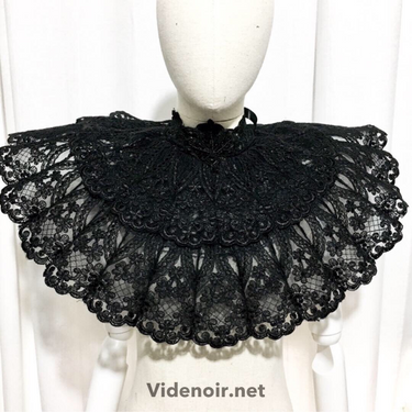 DRACULA INSPIRED BRIDAL RUFF