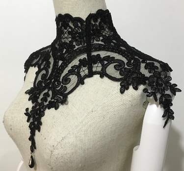 ELEGANT REBRODE LACE NECKPIECE