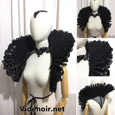 BAROQUE RUFFLED SHOULDER PIECE / LARGE